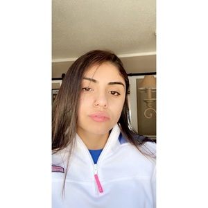 Meet your Posher, Karla